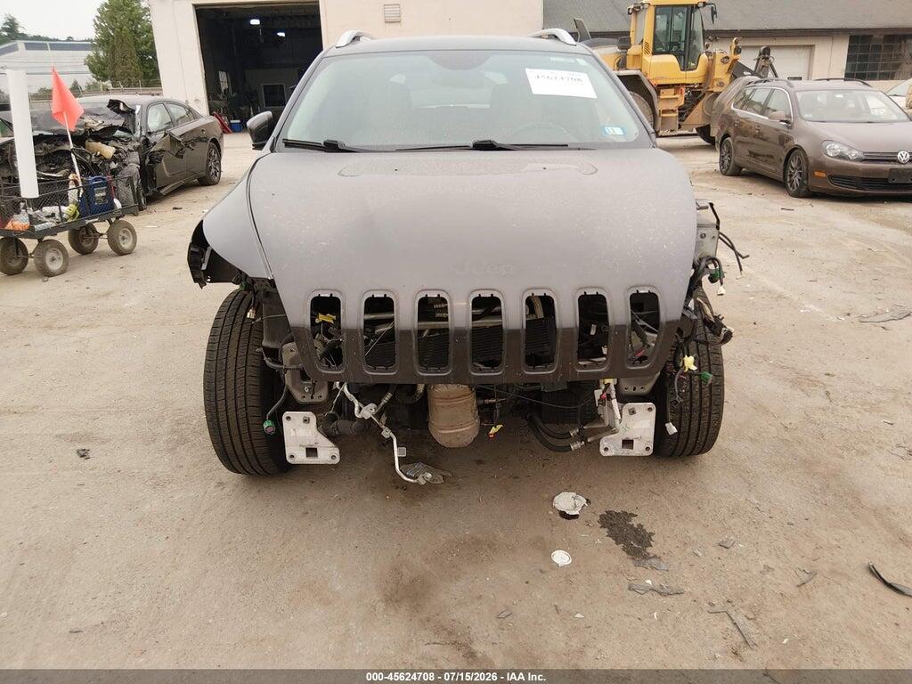 1C4PJMCS4HW594570 2017 JEEP CHEROKEE photo no. 6