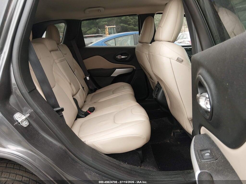 1C4PJMCS4HW594570 2017 JEEP CHEROKEE photo no. 8