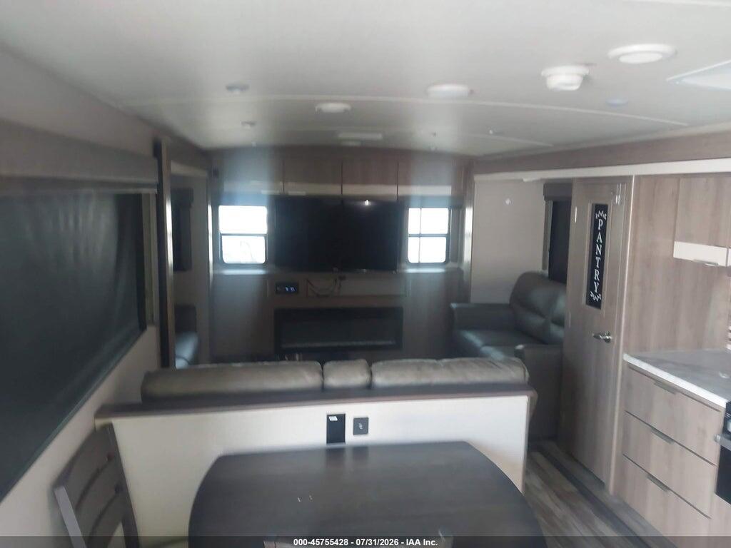 573TE3627M6631669 2021 GRAND DESIGN OTHER photo no. 8