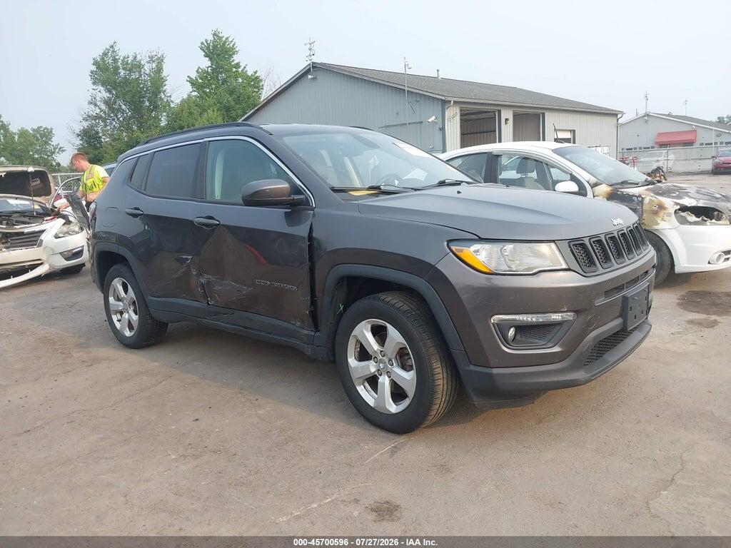 3C4NJDBB9HT628274 2017 JEEP COMPASS photo no. 1