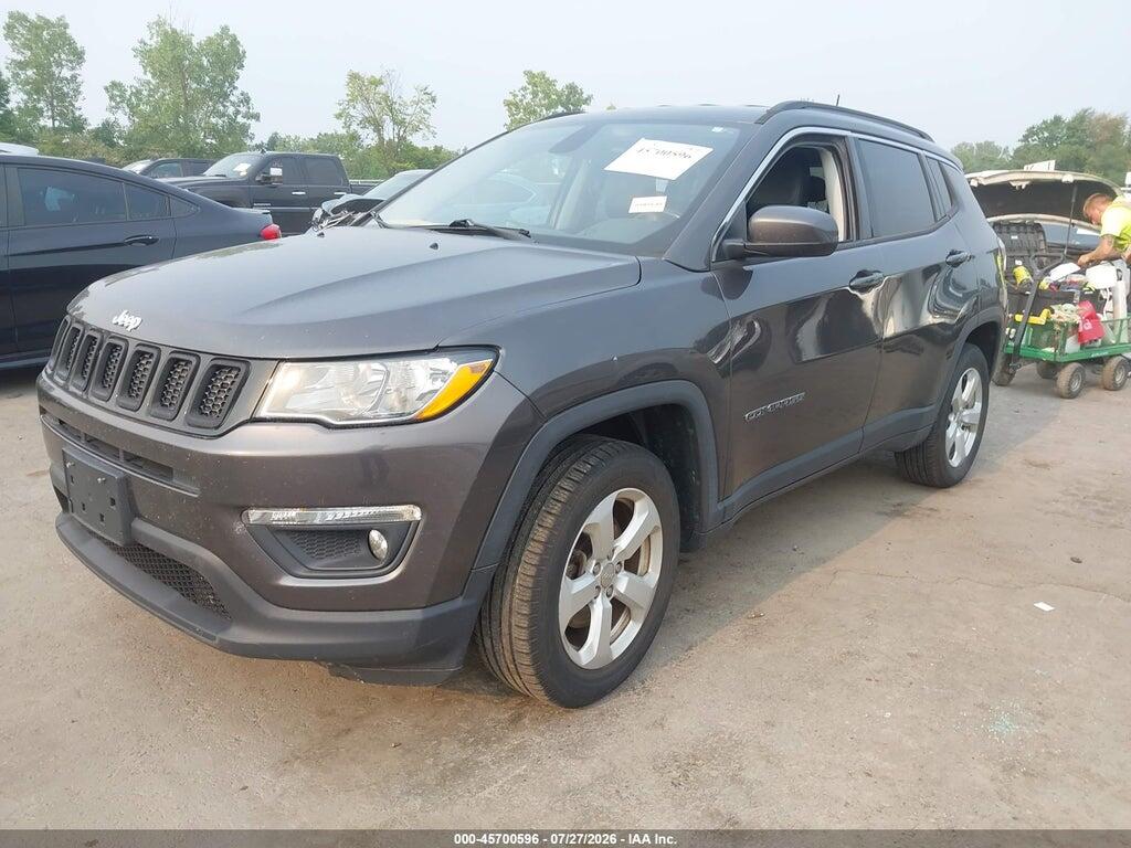 3C4NJDBB9HT628274 2017 JEEP COMPASS photo no. 2