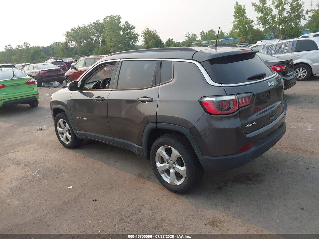 3C4NJDBB9HT628274 2017 JEEP COMPASS photo no. 3