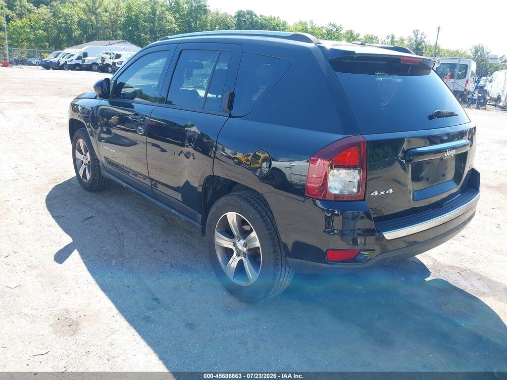 1C4NJDEB4HD176512 2017 JEEP COMPASS photo no. 3