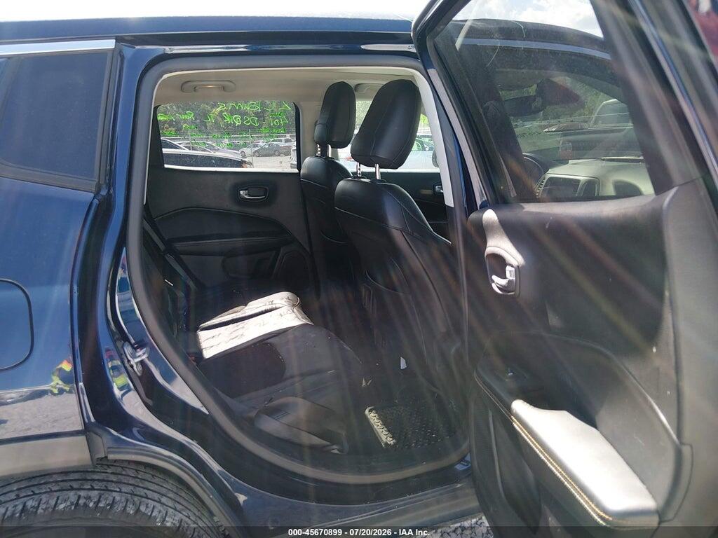 3C4NJDBB8HT692452 2017 JEEP COMPASS photo no. 8