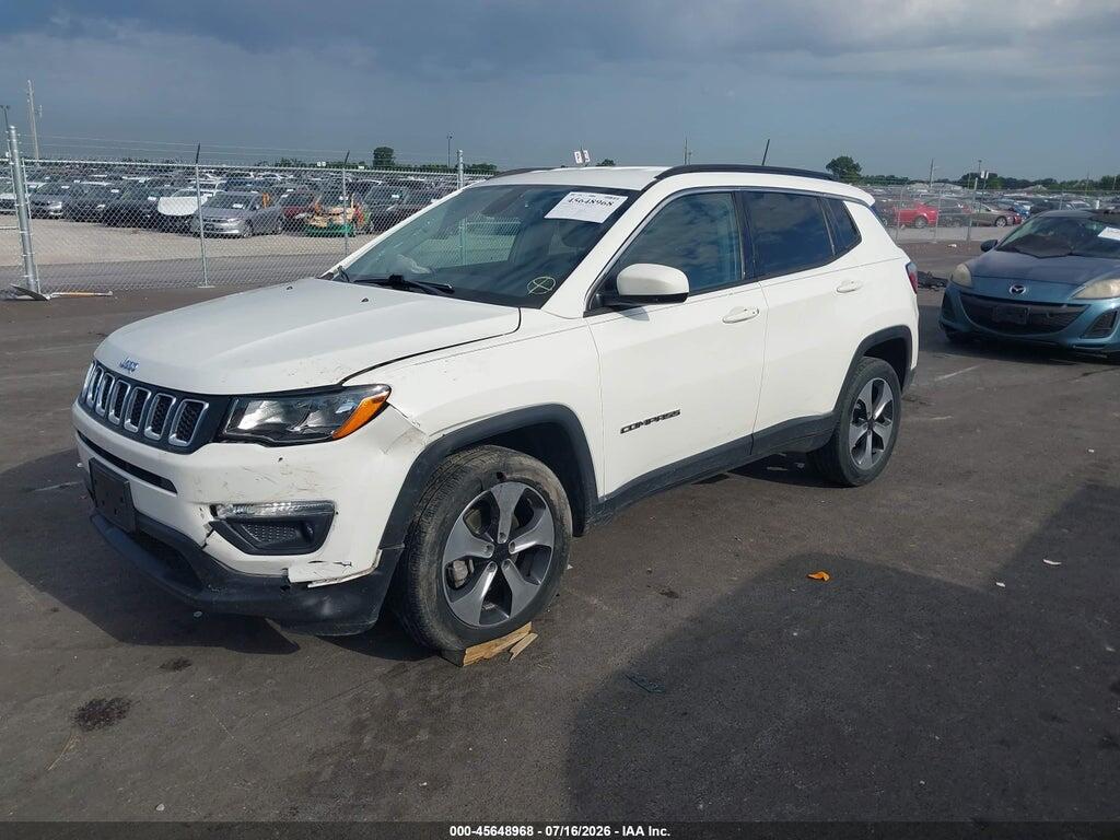 3C4NJDBB5HT657335 2017 JEEP COMPASS photo no. 2