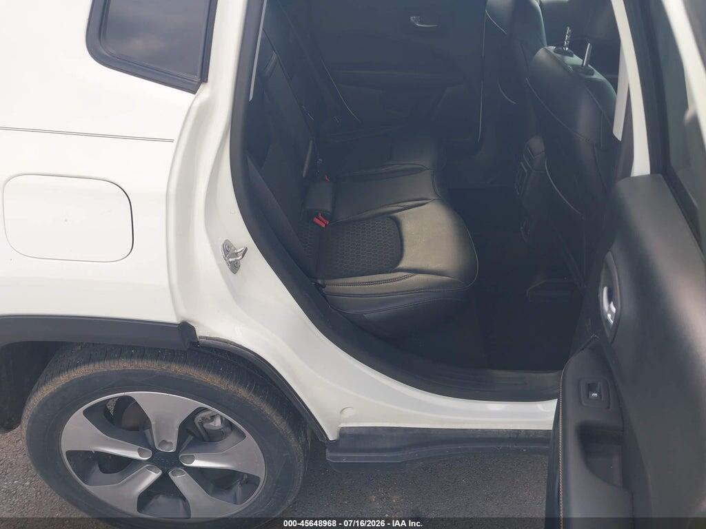 3C4NJDBB5HT657335 2017 JEEP COMPASS photo no. 8