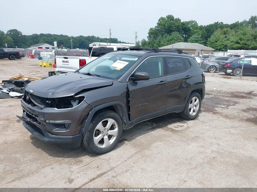 3C4NJDBB4HT650750 2017 JEEP COMPASS photo no. 2