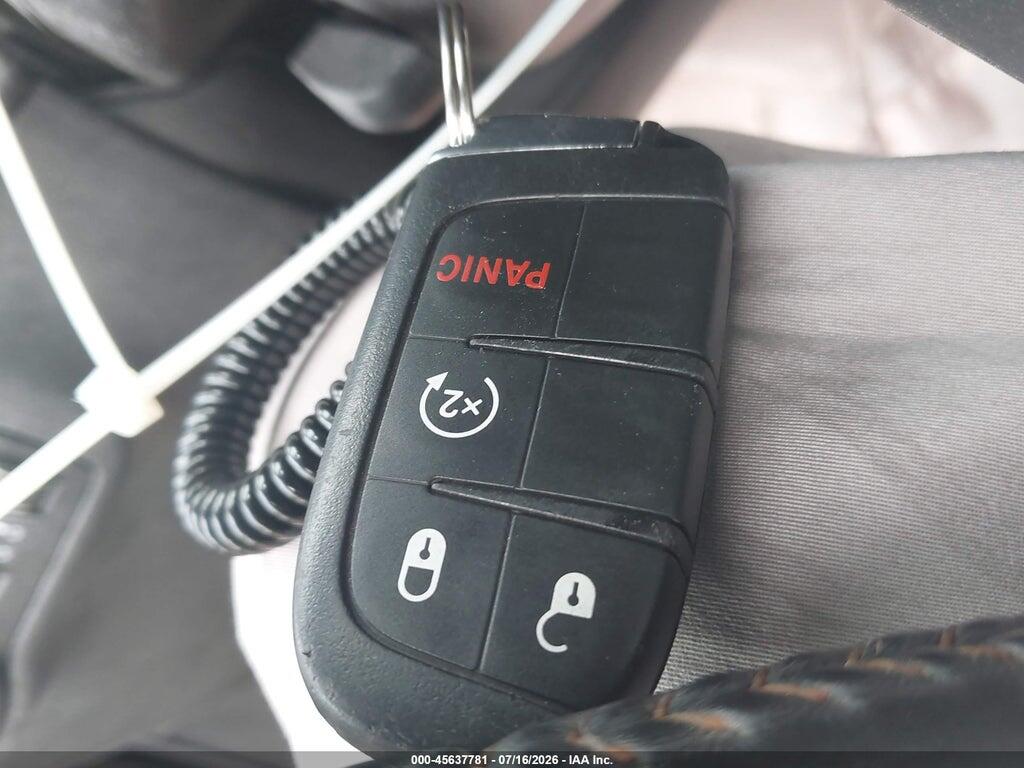 3C4NJDBB4HT651154 2017 JEEP COMPASS photo no. 11