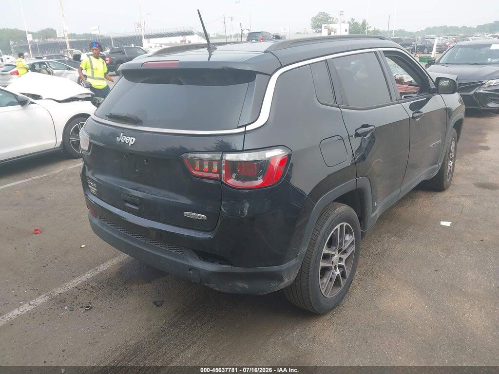 3C4NJDBB4HT651154 2017 JEEP COMPASS photo no. 4