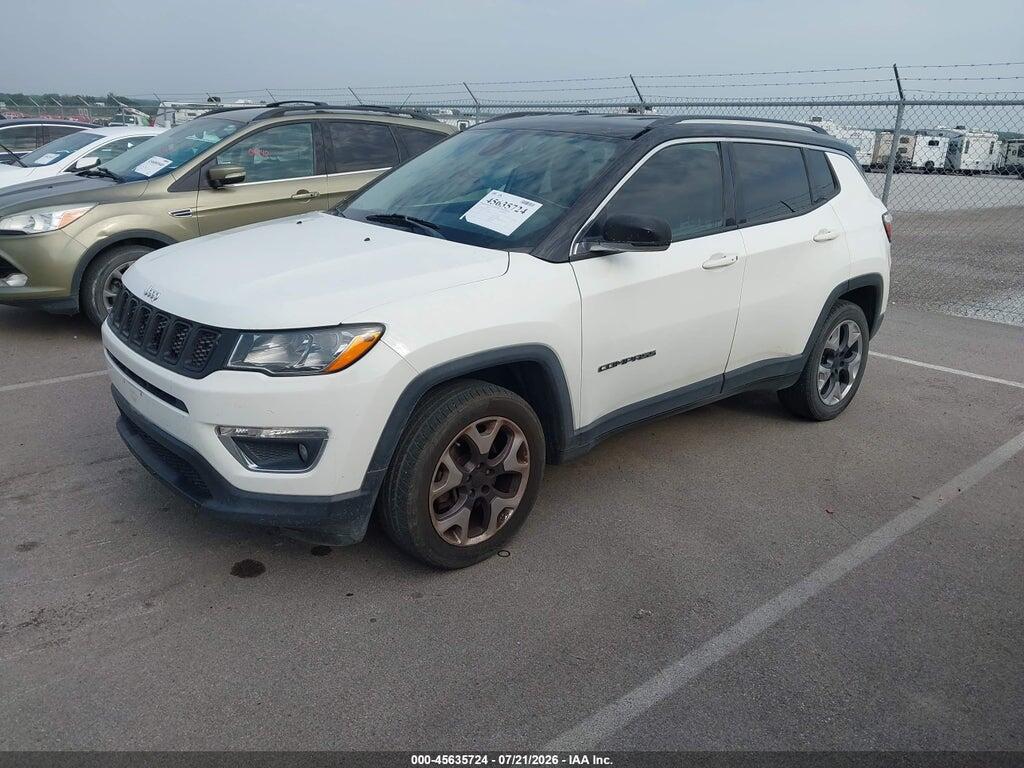 3C4NJDCB2HT681042 2017 JEEP COMPASS photo no. 2