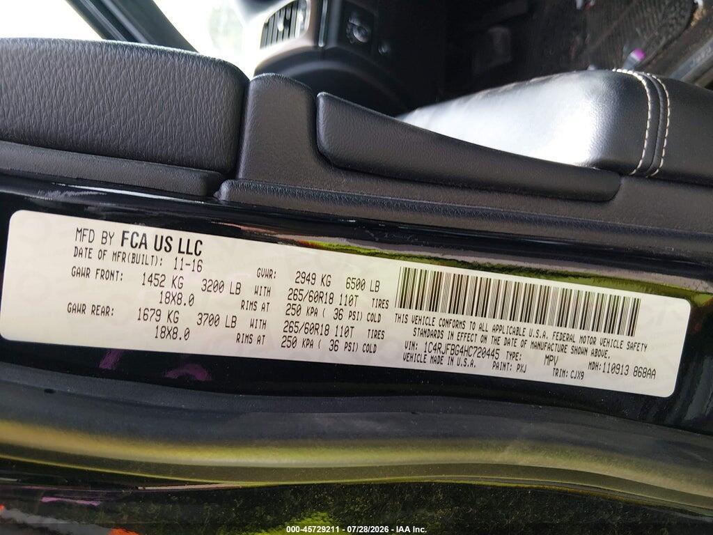 1C4RJFBG4HC720445 2017 JEEP GRAND CHEROKEE photo no. 9