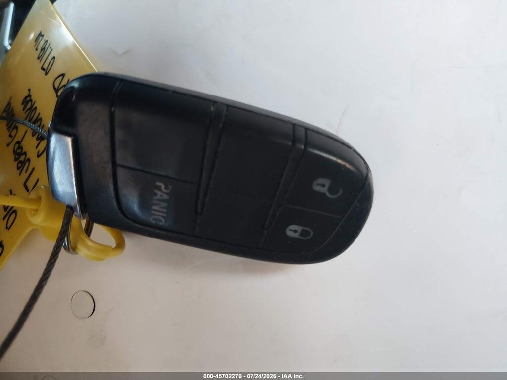 1C4RJFAG7HC756390 2017 JEEP GRAND CHEROKEE photo no. 11