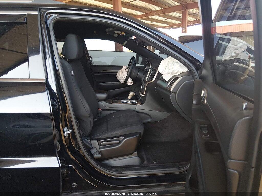 1C4RJFAG7HC756390 2017 JEEP GRAND CHEROKEE photo no. 5