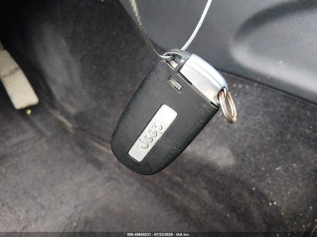 1C4RJFBG2HC707175 2017 JEEP GRAND CHEROKEE photo no. 11