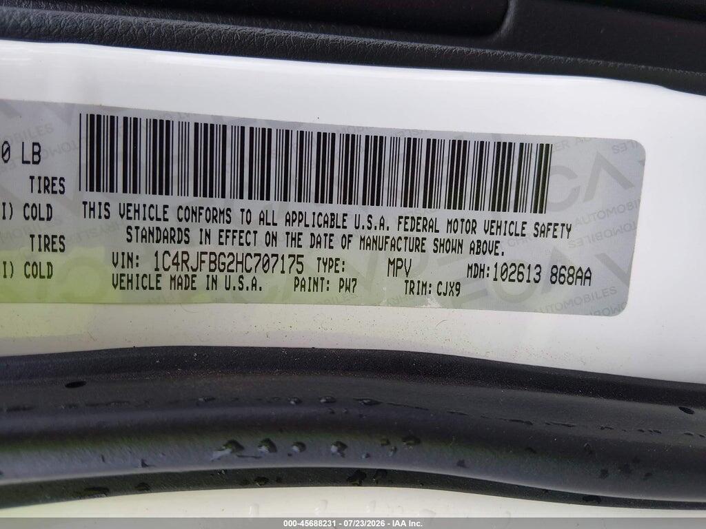 1C4RJFBG2HC707175 2017 JEEP GRAND CHEROKEE photo no. 9