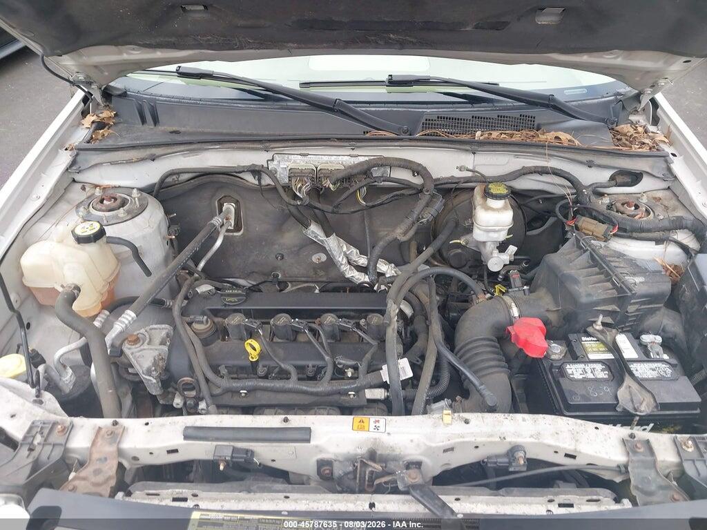 1FMCU0D77BKA82904 2011 FORD ESCAPE photo no. 10