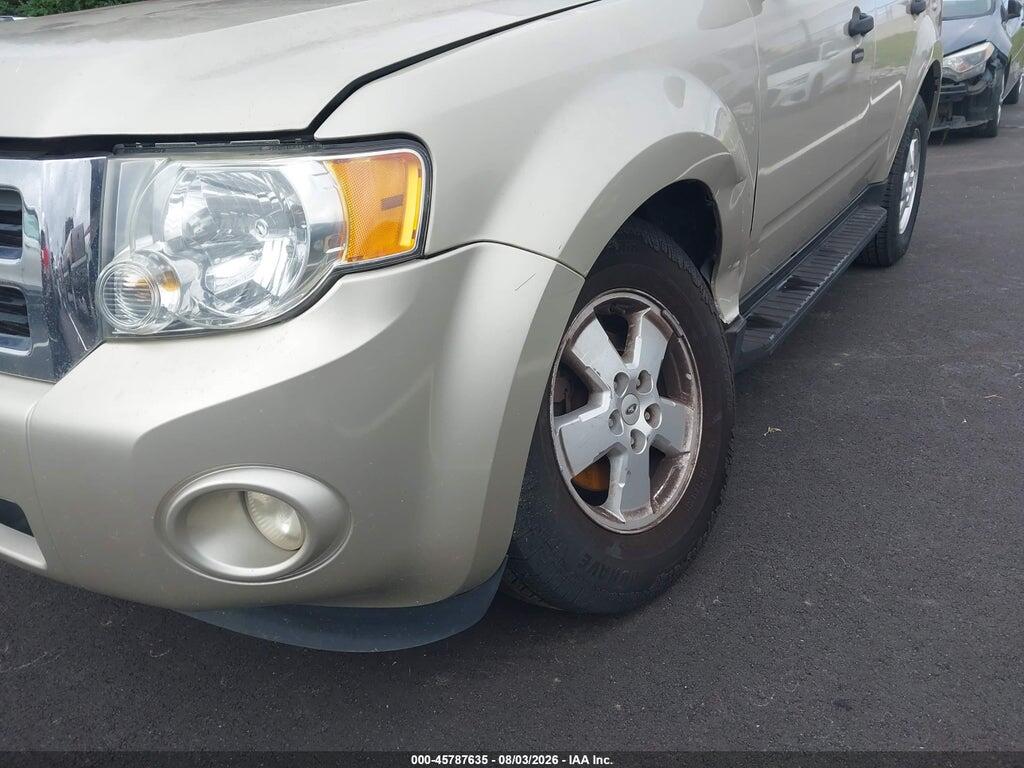 1FMCU0D77BKA82904 2011 FORD ESCAPE photo no. 6