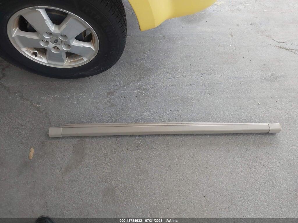 1FMCU0D76BKA96860 2011 FORD ESCAPE photo no. 12