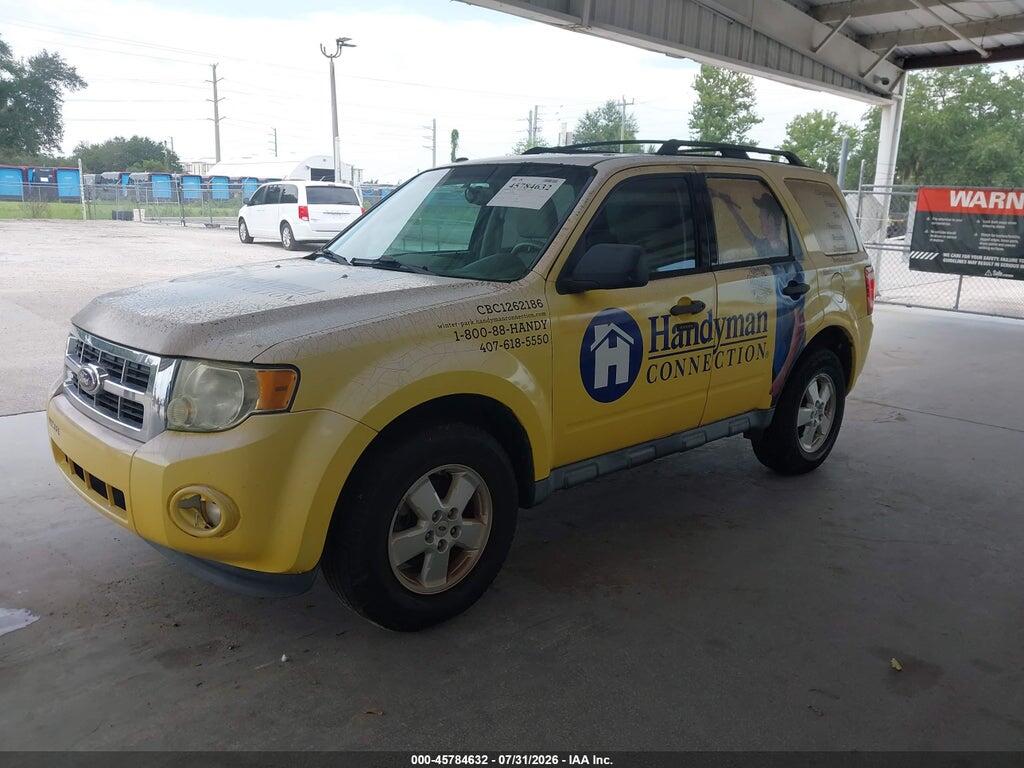 1FMCU0D76BKA96860 2011 FORD ESCAPE photo no. 2