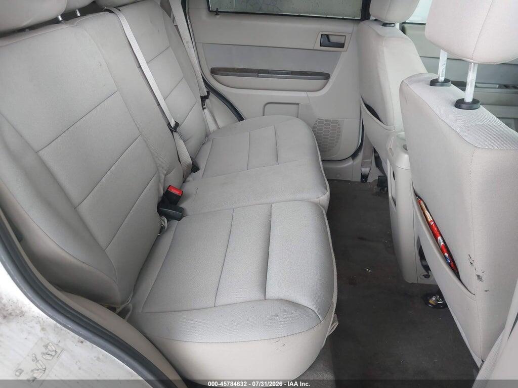 1FMCU0D76BKA96860 2011 FORD ESCAPE photo no. 8