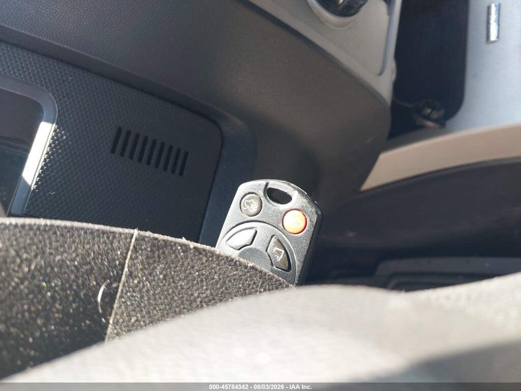 1FMCU0D75BKA26086 2011 FORD ESCAPE photo no. 11