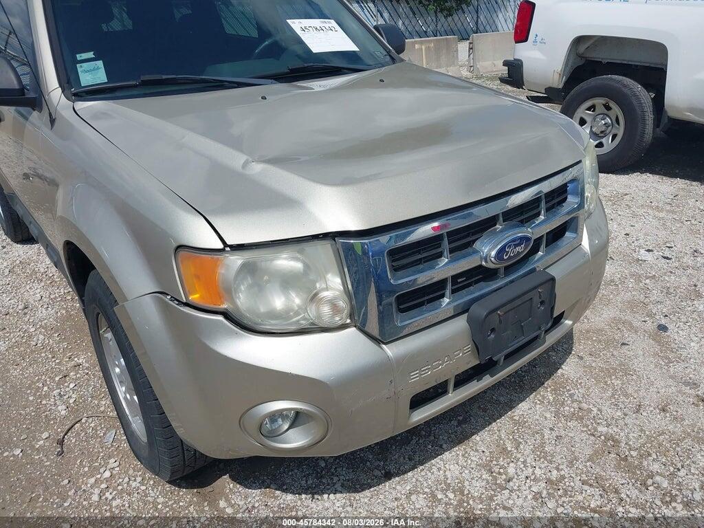 1FMCU0D75BKA26086 2011 FORD ESCAPE photo no. 6