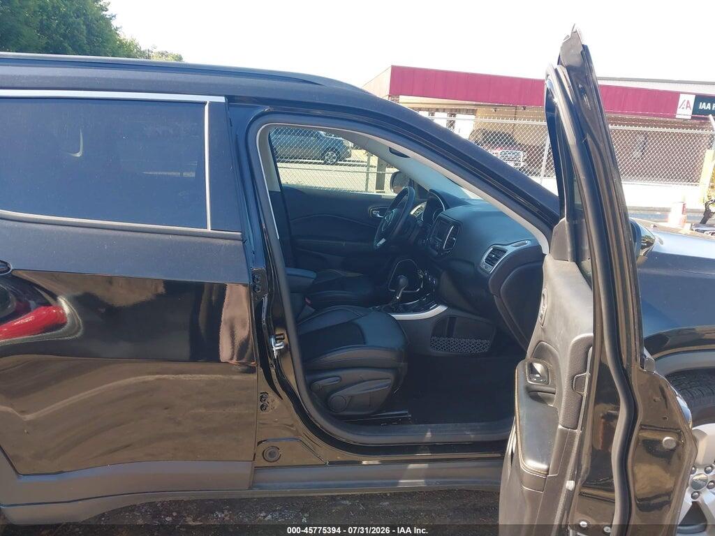 3C4NJDBBXHT607207 2017 JEEP NEW COMPASS photo no. 5