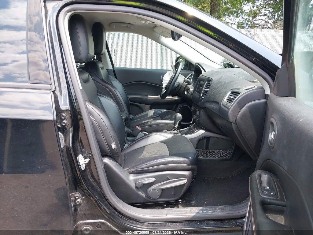 3C4NJDBB4HT688978 2017 JEEP NEW COMPASS photo no. 5