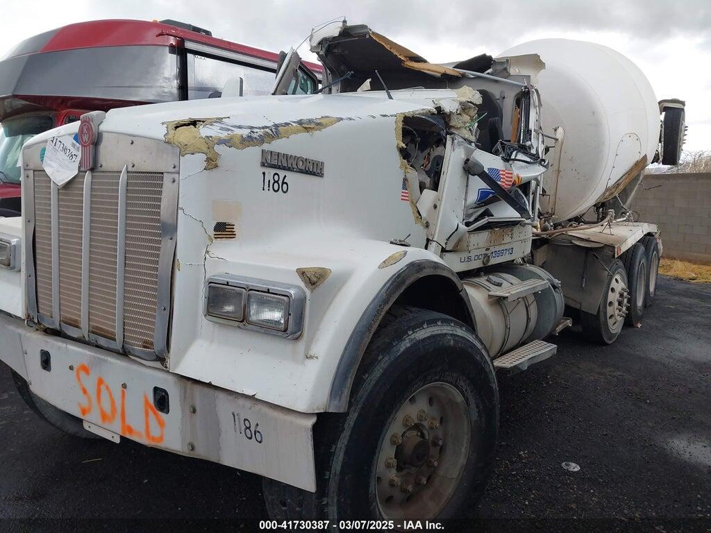1NKWL70X4EJ404829 2014 KENWORTH CONSTRUCTION photo no. 2