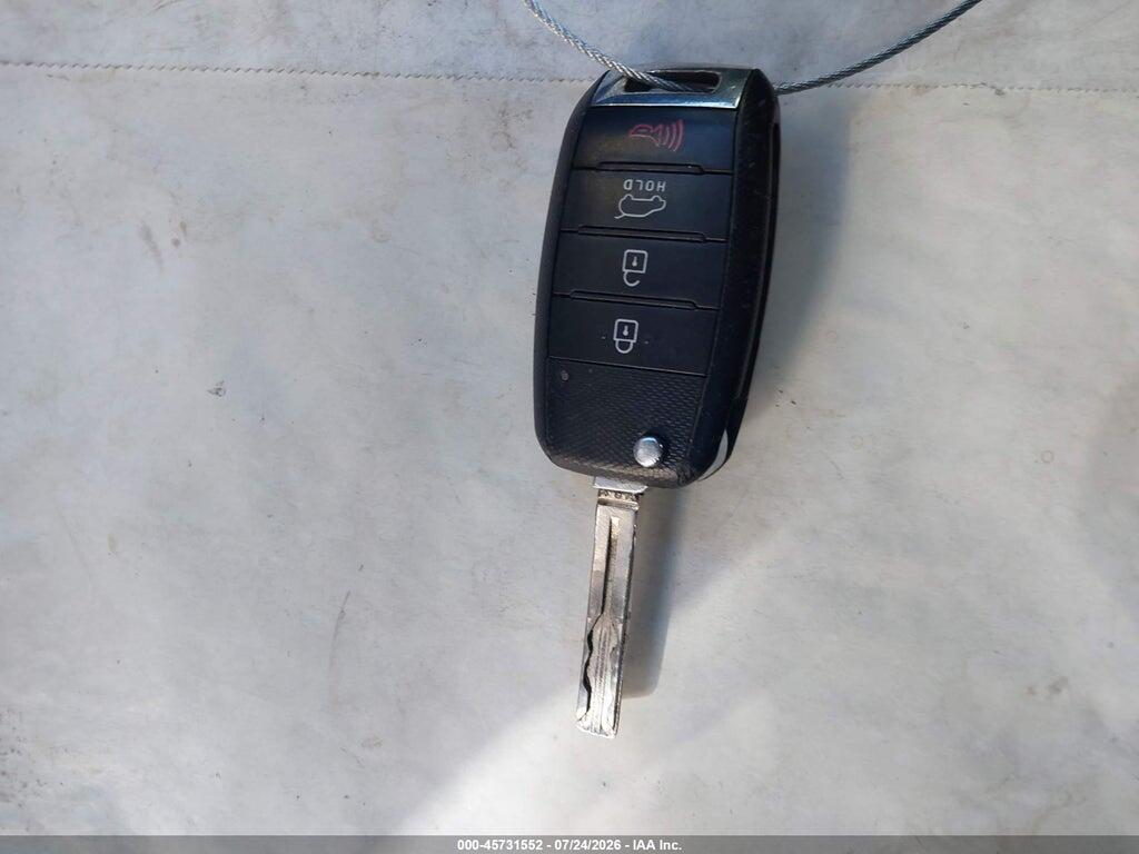 KNDJN2A26E7720001 2014 KIA SOUL photo no. 11