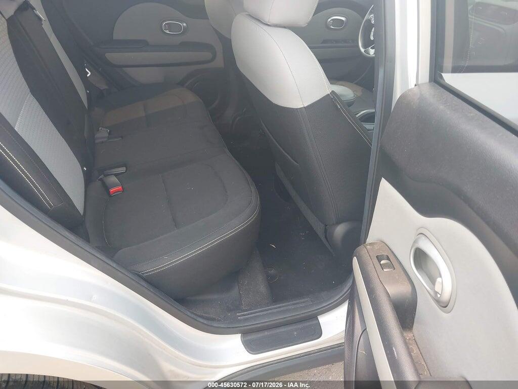 KNDJP3A51E7740733 2014 KIA SOUL photo no. 8