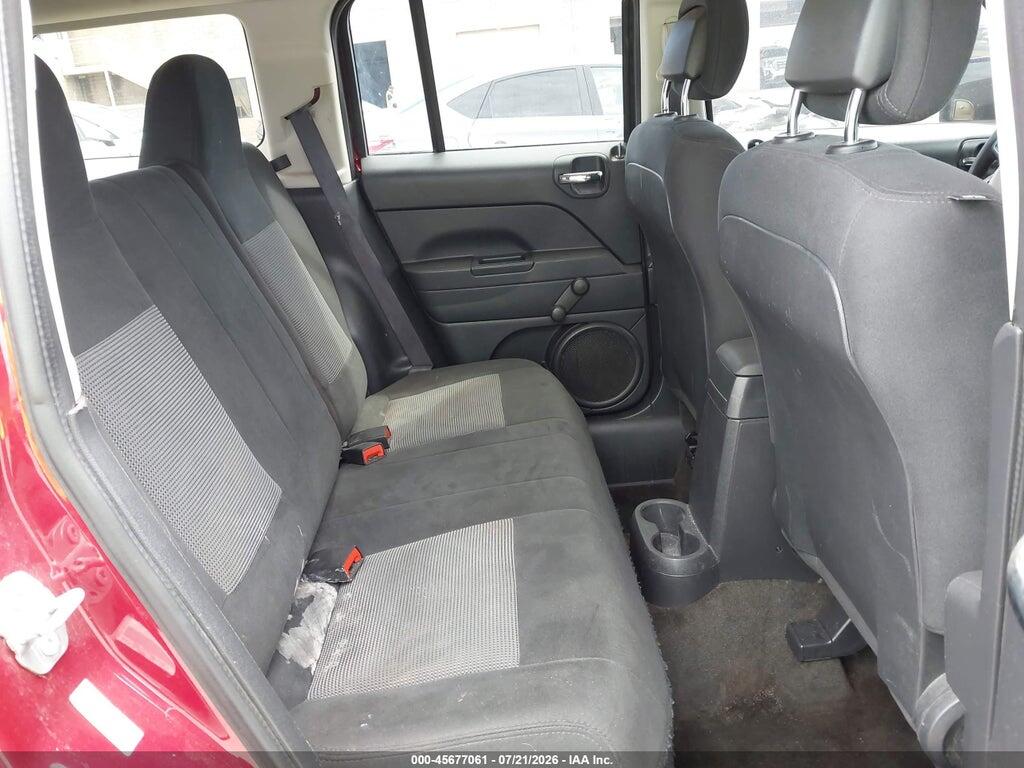 1C4NJPBB7HD103723 2017 JEEP PATRIOT photo no. 8
