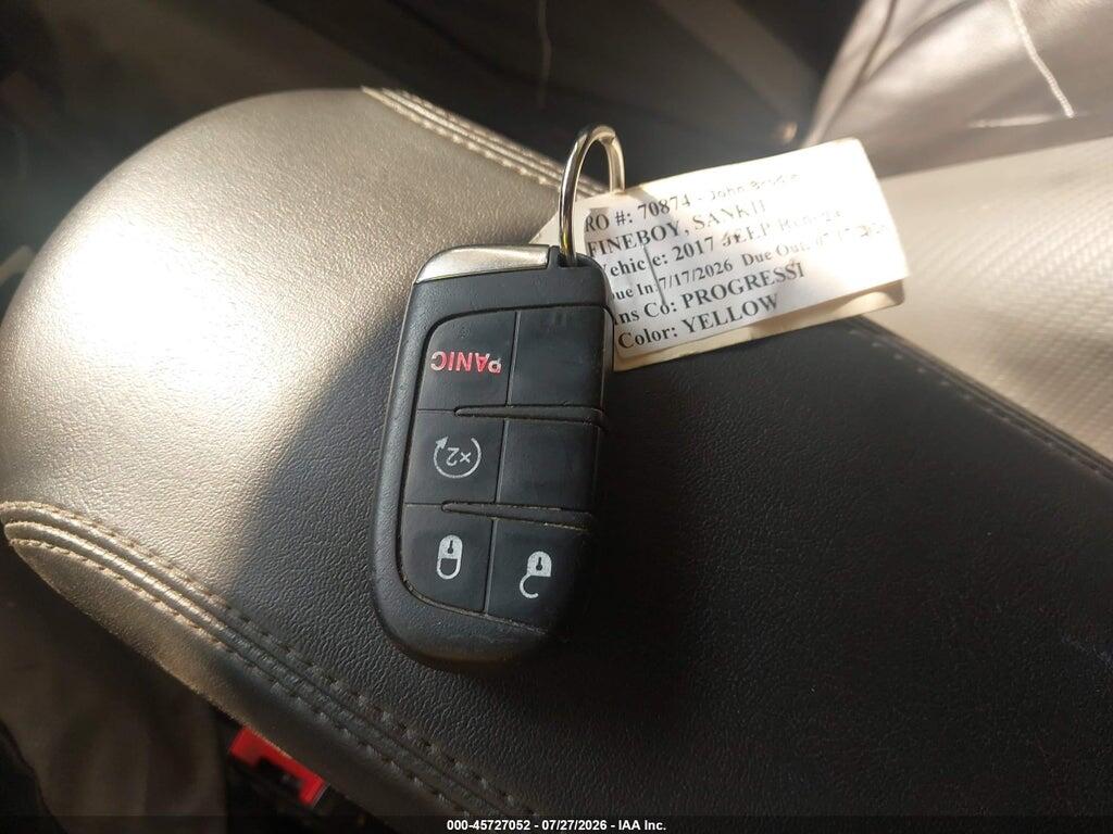 ZACCJBBB7HPG31984 2017 JEEP RENEGADE photo no. 11