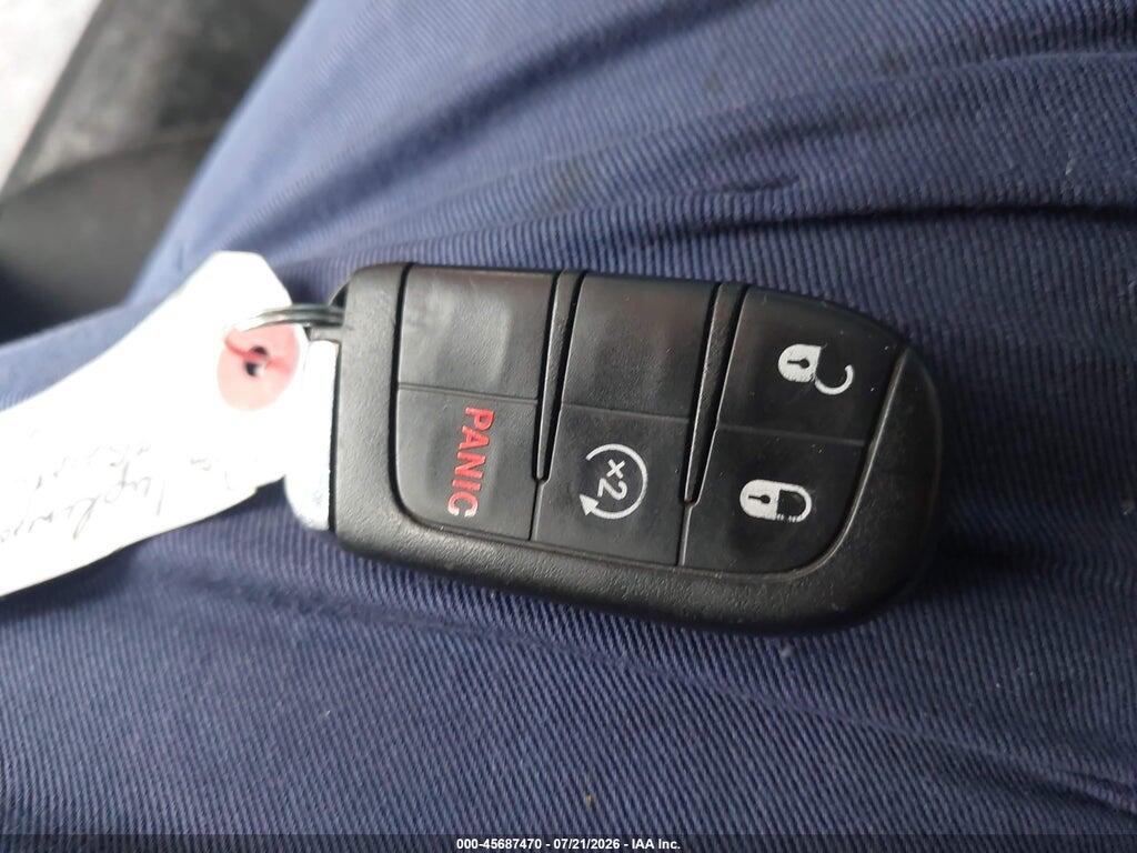 ZACCJBBB0HPG21894 2017 JEEP RENEGADE photo no. 11