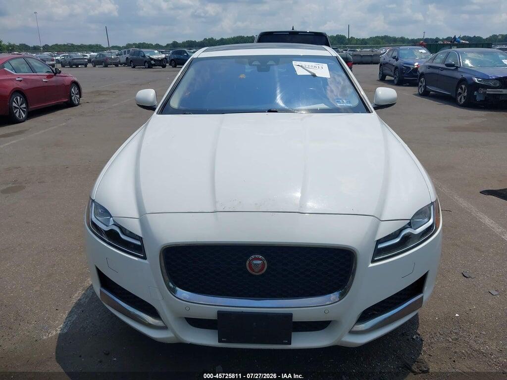 SAJBJ4BV3GCY17558 2016 JAGUAR XF photo no. 12