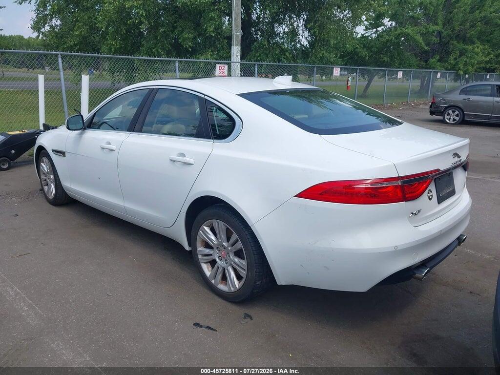 SAJBJ4BV3GCY17558 2016 JAGUAR XF photo no. 3