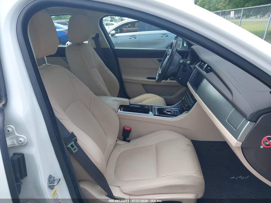 SAJBJ4BV3GCY17558 2016 JAGUAR XF photo no. 5