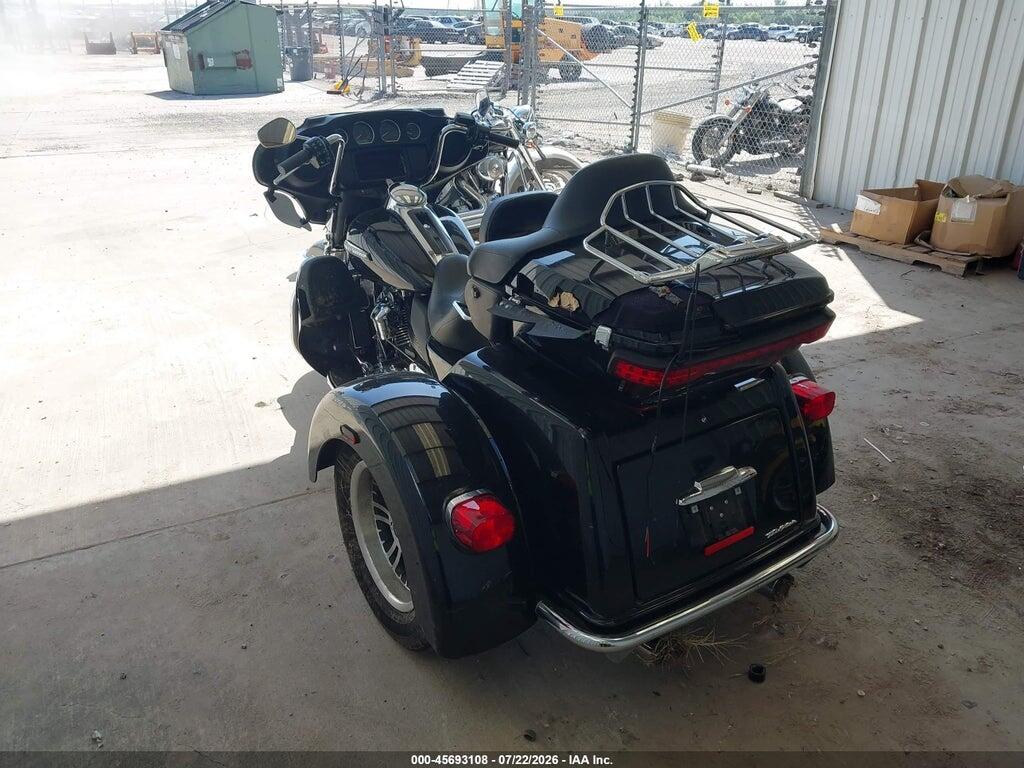1HD1MAF16MB857463 2021 HARLEY-DAVIDSON FLHTCUTG photo no. 3