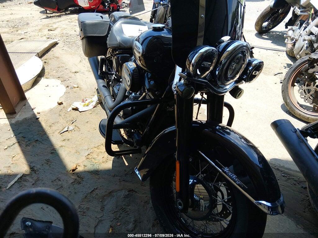 2021 HARLEY-DAVIDSON FLHCS 1HD1YBK14MB046678