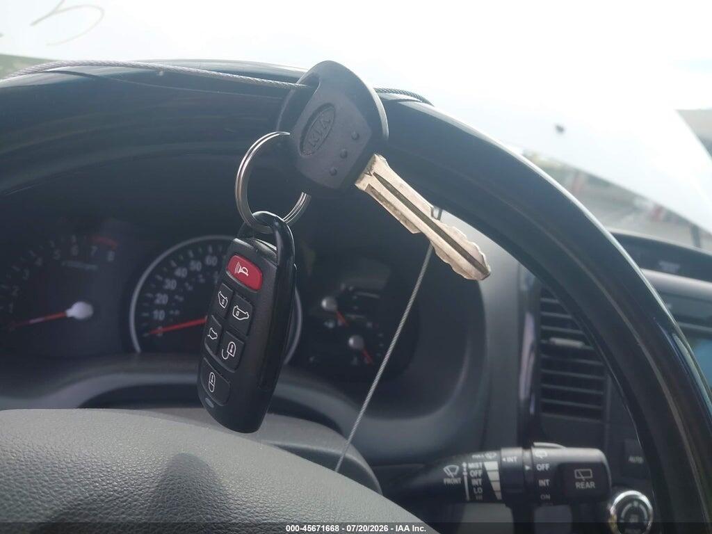 KNDMH4C72E6573531 2014 KIA SEDONA photo no. 11