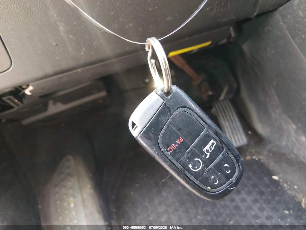 1C4PJMCB6GW269935 2016 JEEP CHEROKEE photo no. 11