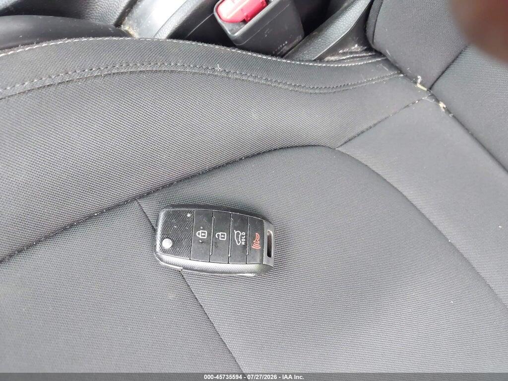 KNDJN2A27E7701165 2014 KIA SOUL photo no. 11