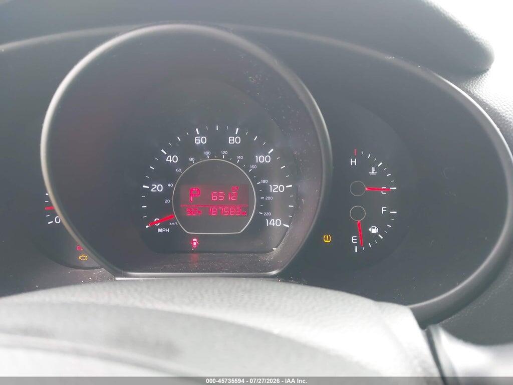 KNDJN2A27E7701165 2014 KIA SOUL photo no. 7