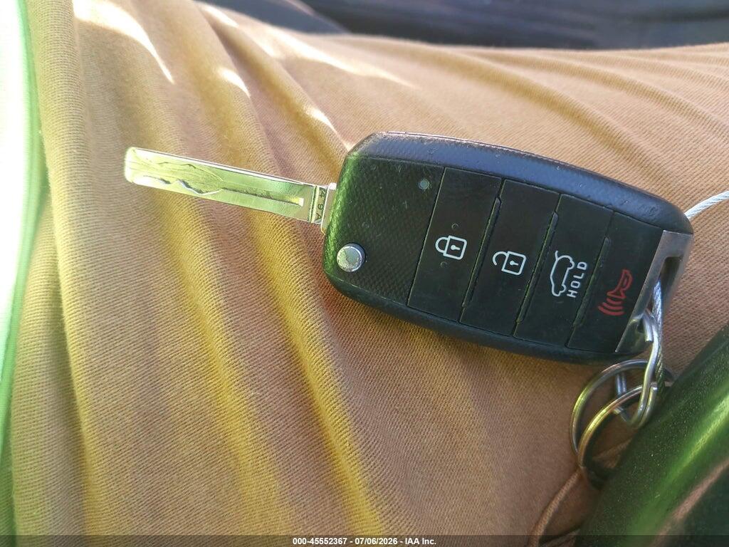 KNDJN2A26E7025419 2014 KIA SOUL photo no. 11