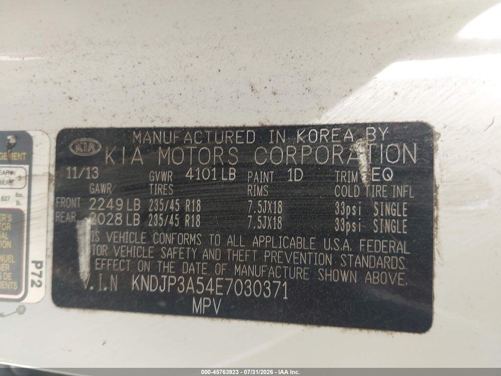 KNDJP3A54E7030371 2014 KIA SOUL photo no. 9