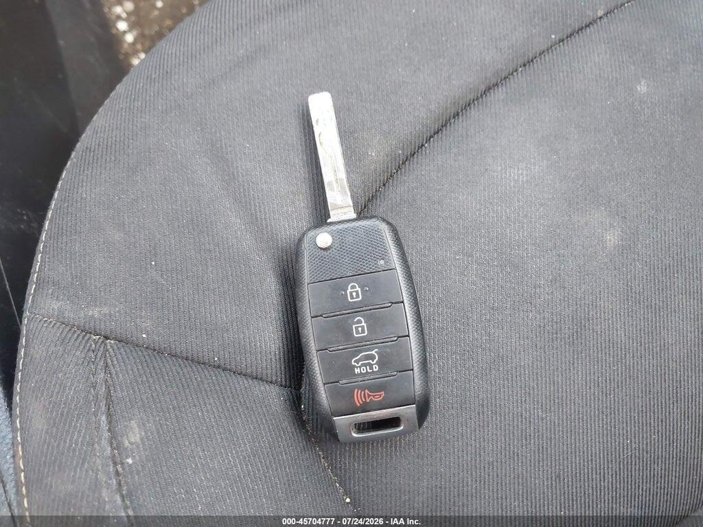 KNDJP3A51E7015083 2014 KIA SOUL photo no. 11