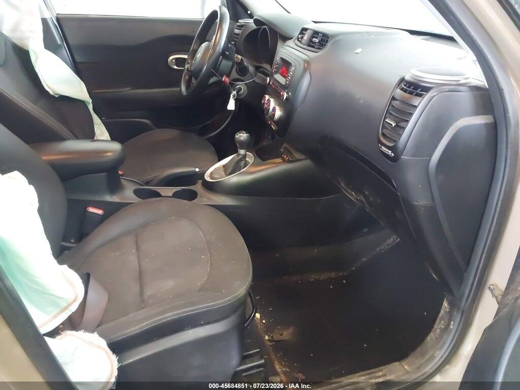 KNDJN2A25E7039487 2014 KIA SOUL photo no. 5
