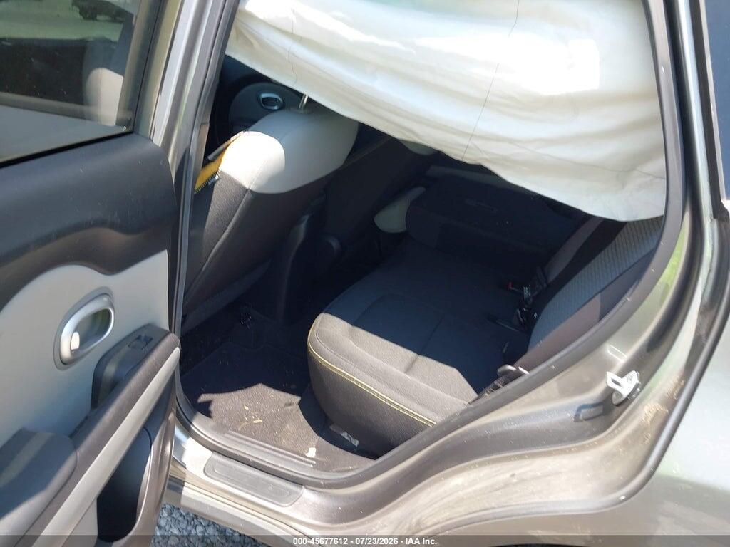 KNDJP3A50E7105227 2014 KIA SOUL photo no. 8
