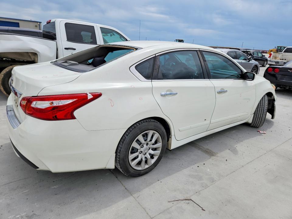 2017 NISSAN ALTIMA 2.5 S — Фото 3 из 12
