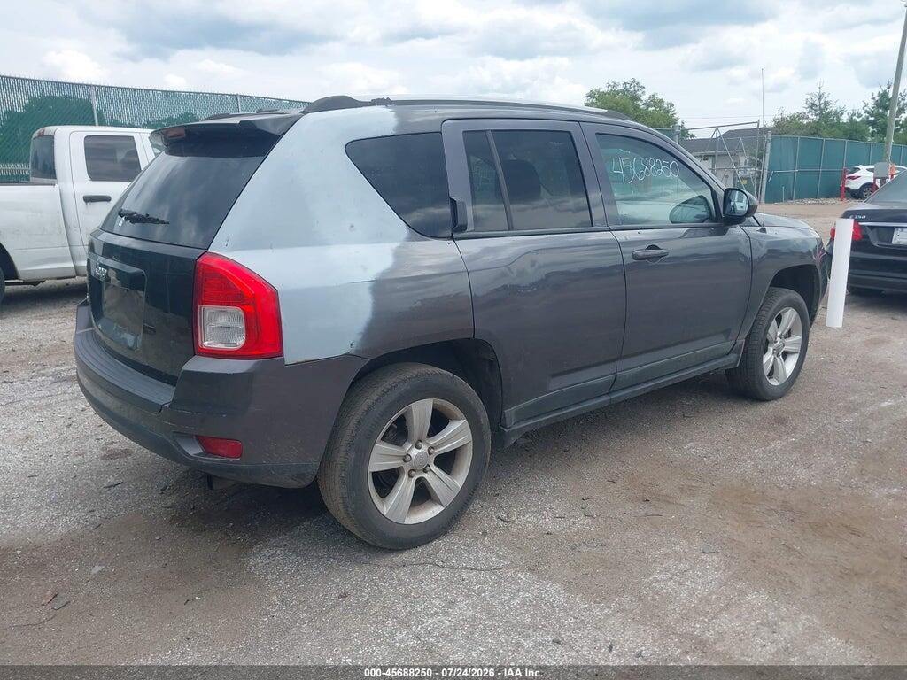 1C4NJDBB2GD618044 2016 JEEP COMPASS photo no. 4